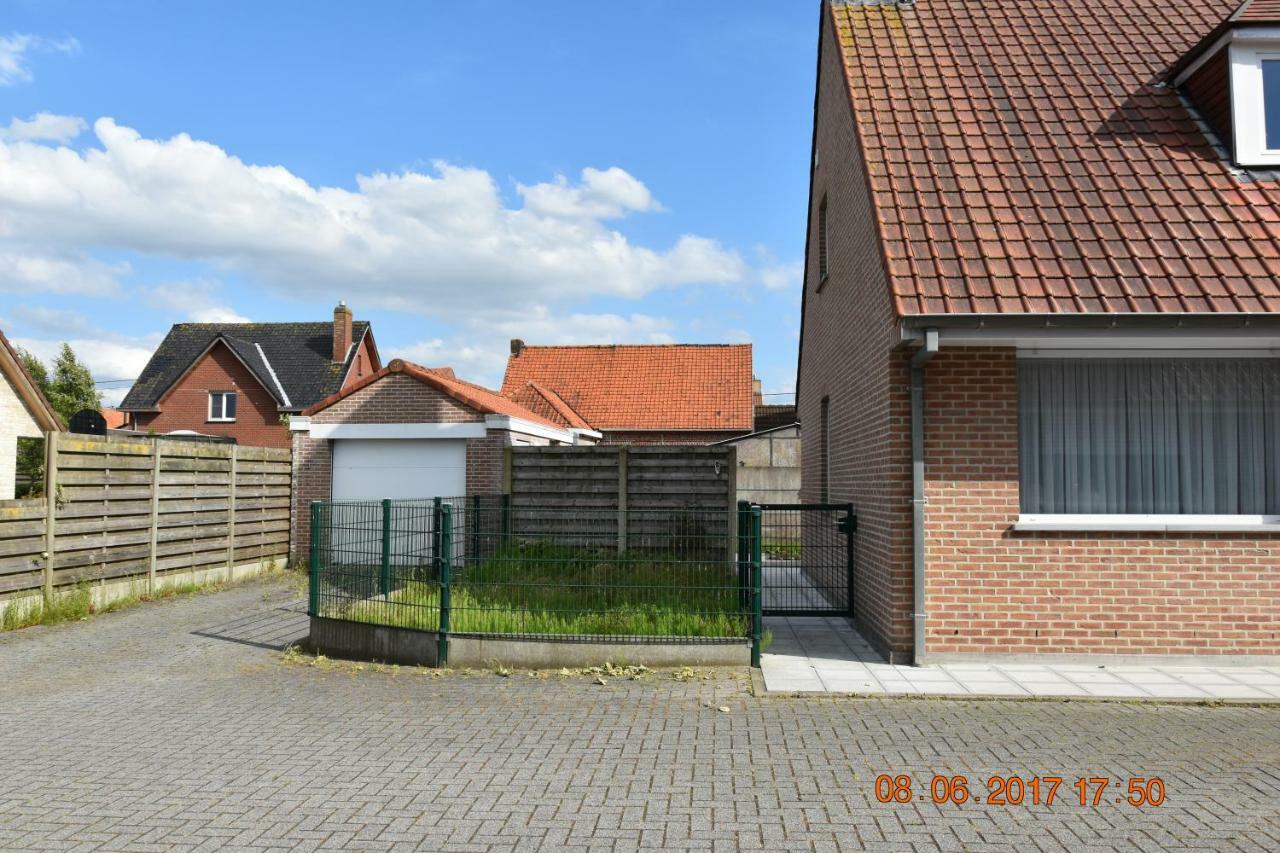 Damon II Apartment Poelkapelle Bagian luar foto
